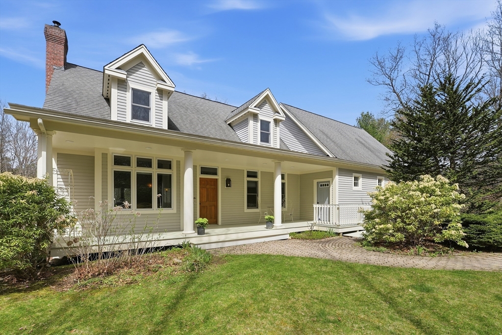 110 Turkey Hill Road Northampton, MA 01062 - Photo 4 of 42 front view of a house with a yard