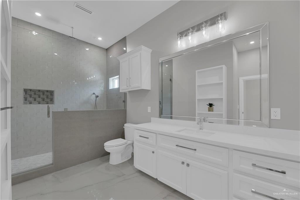 1302 Quartz Street Penitas, TX 78576 - Photo 13 of 29