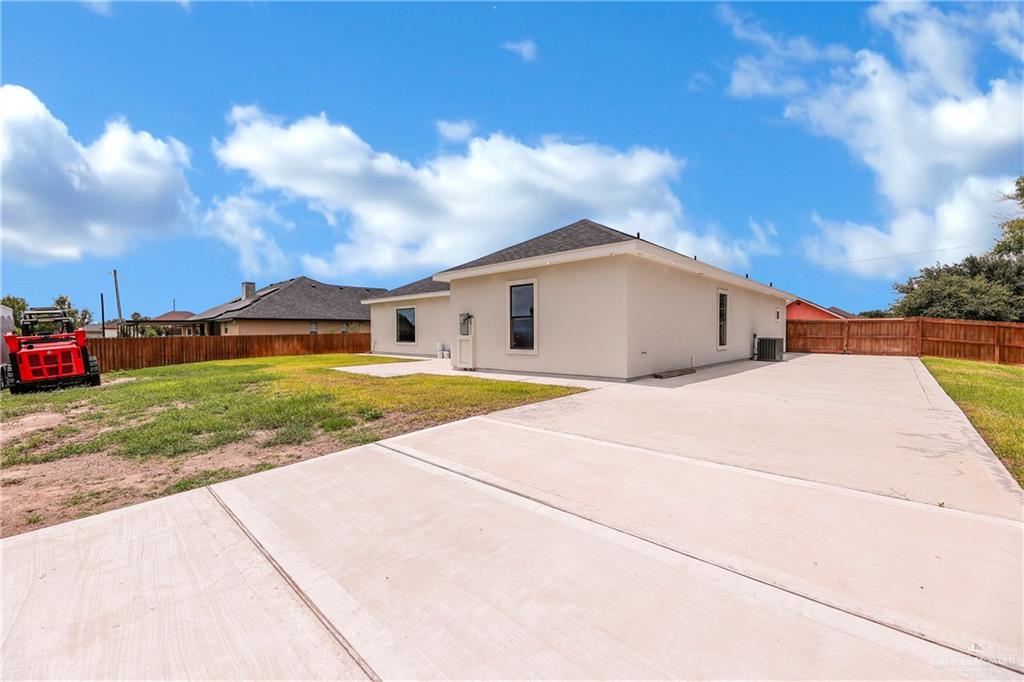 1302 Quartz Street Penitas, TX 78576 - Photo 24 of 29