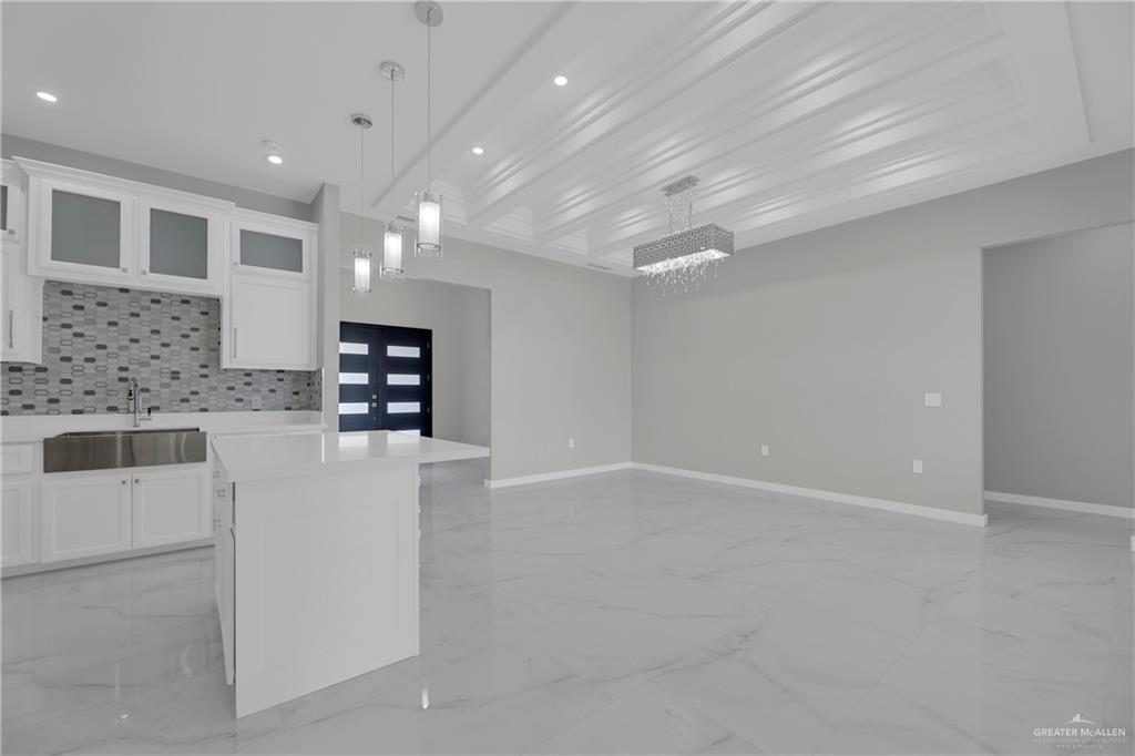 1302 Quartz Street Penitas, TX 78576 - Photo 6 of 29