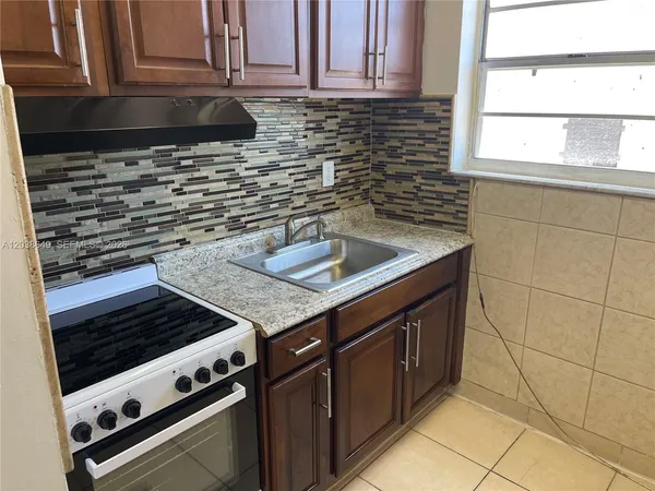 $175,000 | 1043 Northwest 2nd Street, Unit 14, Miami, FL 33128