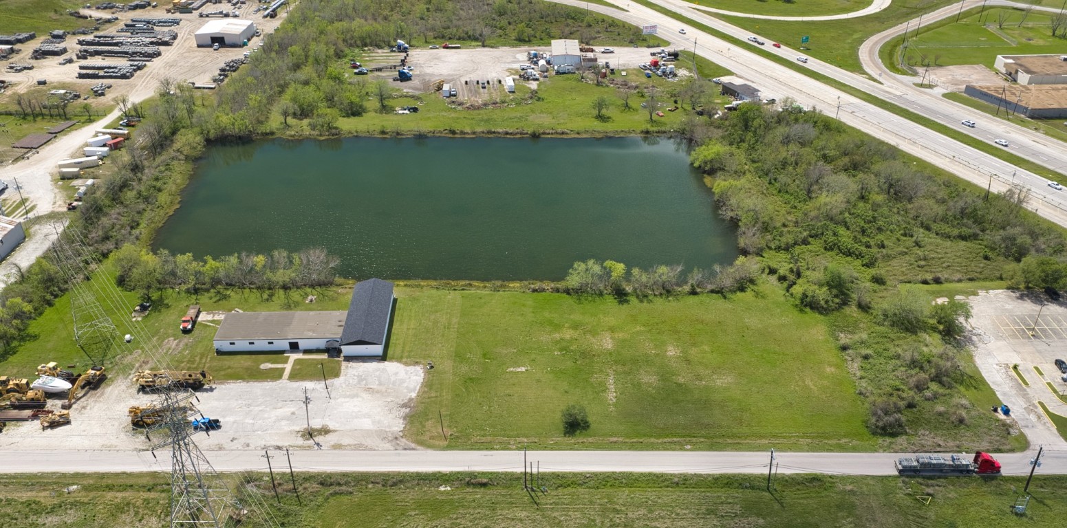 238 Johnson Cook Road Clute, TX 77531 - Photo 25 of 40 an aerial view of a residential houses with outdoor space