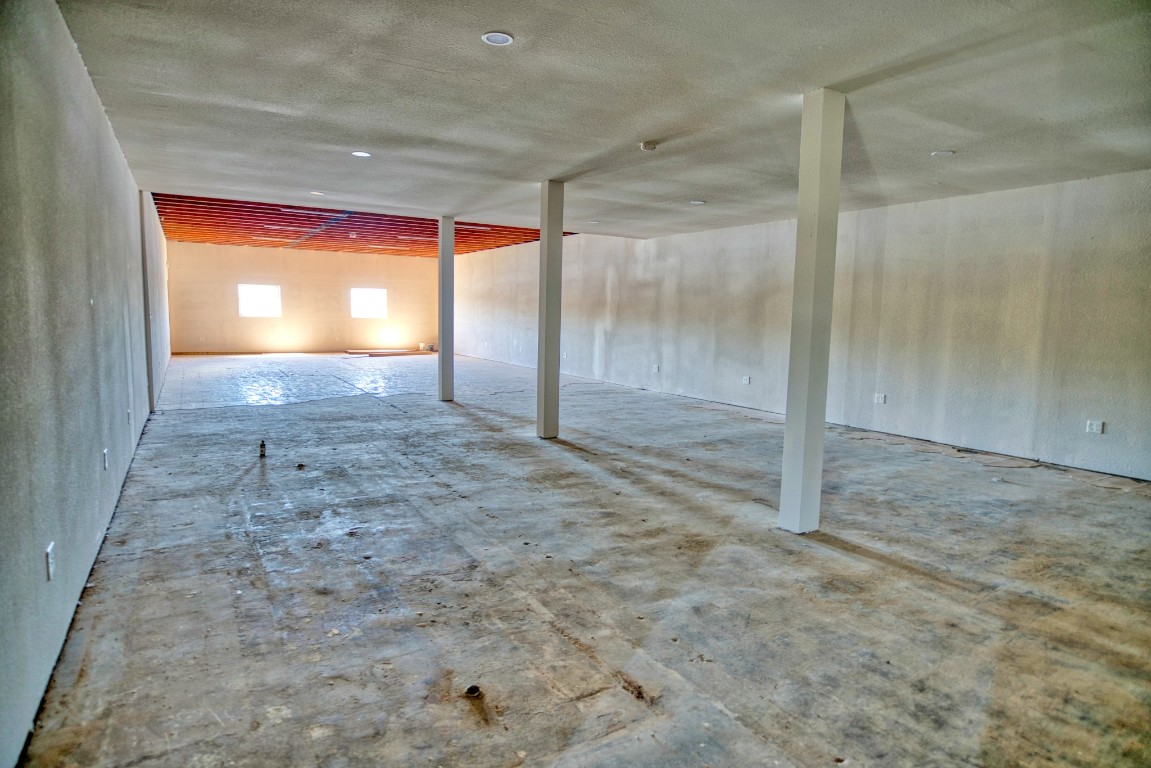 238 Johnson Cook Road Clute, TX 77531 - Photo 10 of 40