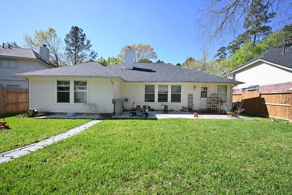 $385,000 | 219 North Wimberly Way, The Woodlands, TX 77385