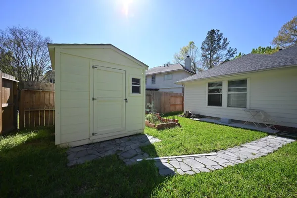 $385,000 | 219 North Wimberly Way, The Woodlands, TX 77385