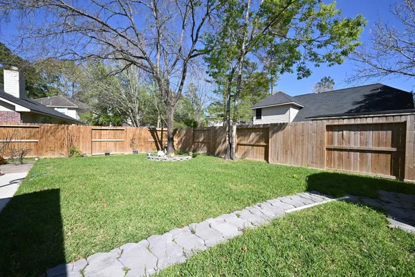 $385,000 | 219 North Wimberly Way, The Woodlands, TX 77385