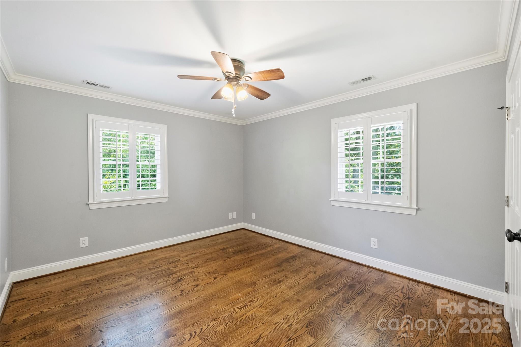 1008 Dumbarton Road Gastonia, NC 28054 - Photo 35 of 40 a view of an empty room with a window