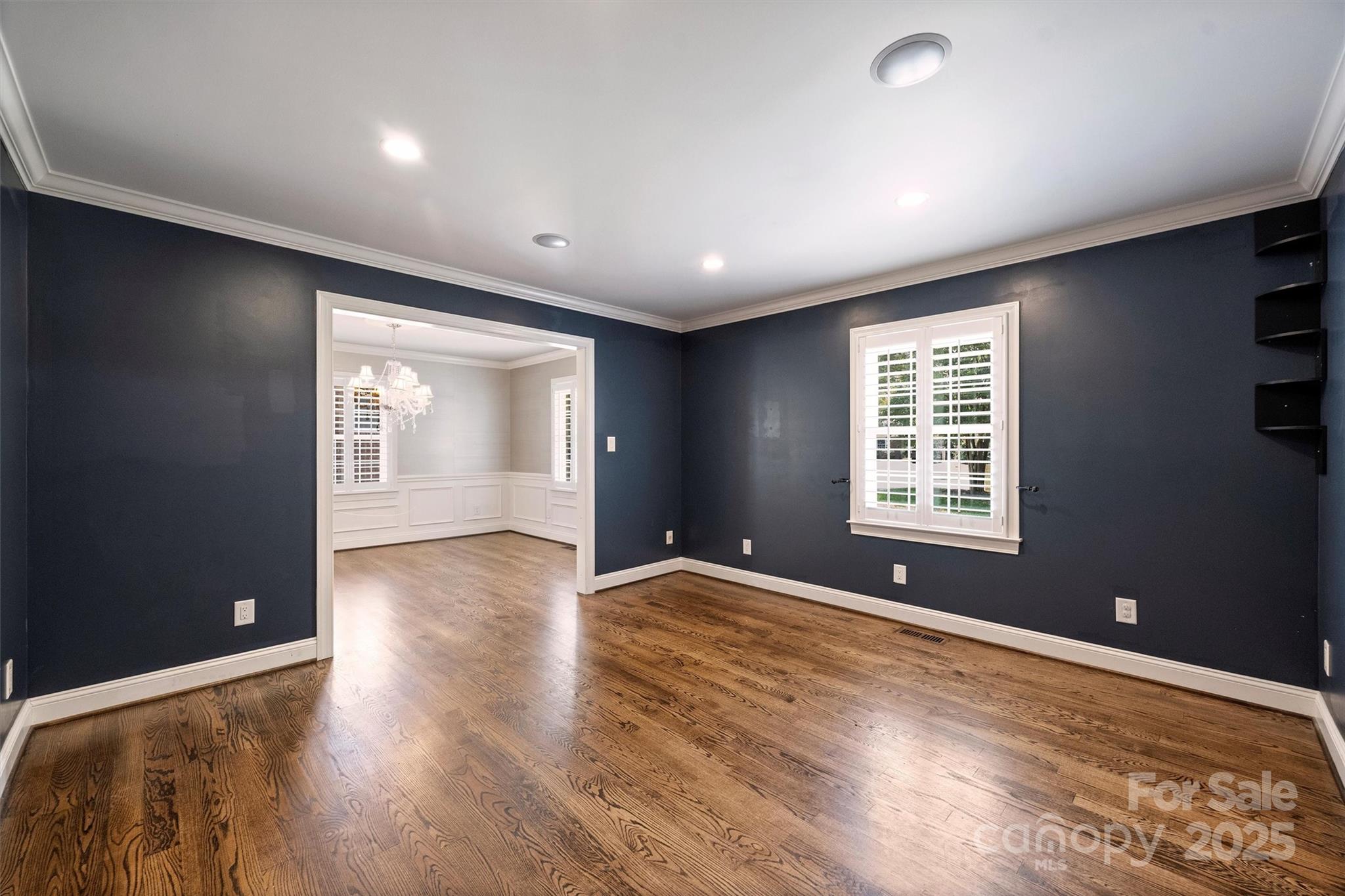 1008 Dumbarton Road Gastonia, NC 28054 - Photo 7 of 40 an empty room with windows and closet