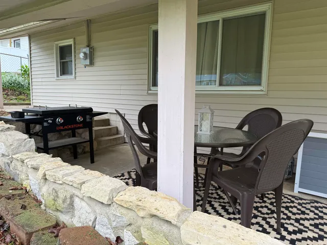 $239,900 | 2823 Hillside Drive, Bedford, IN 47421