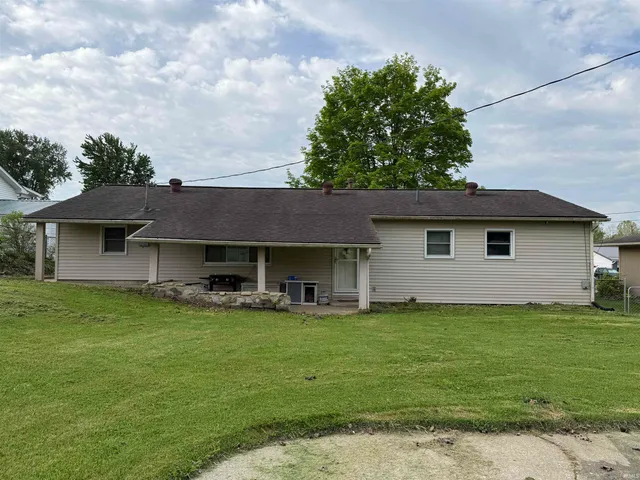 $239,900 | 2823 Hillside Drive, Bedford, IN 47421