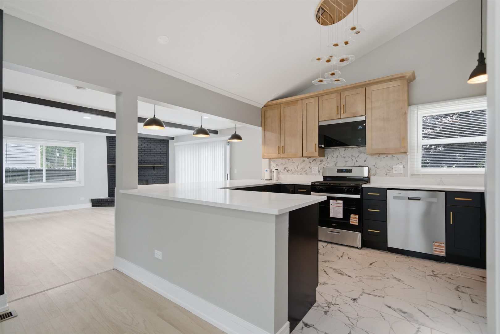 577 Ranger Drive Chicago Heights, IL 60411 - Photo 9 of 30 Gallery Image 9