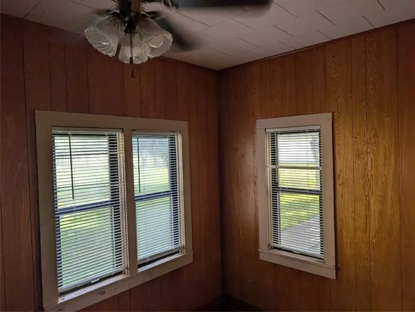 $1,695 | 10143 FM 524 Road, Sweeny, TX 77480