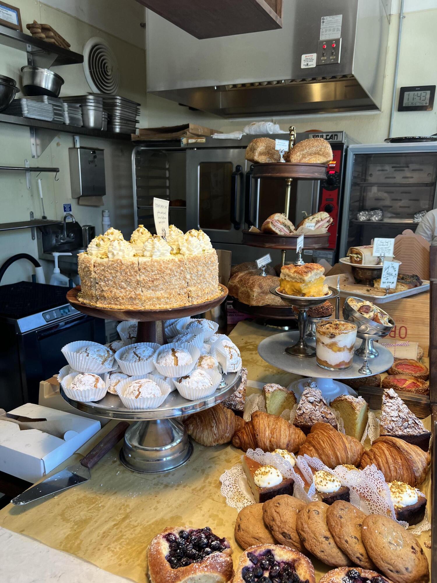 680 King Street Charleston, SC 29403 - Photo 18 of 34 IMG_9748