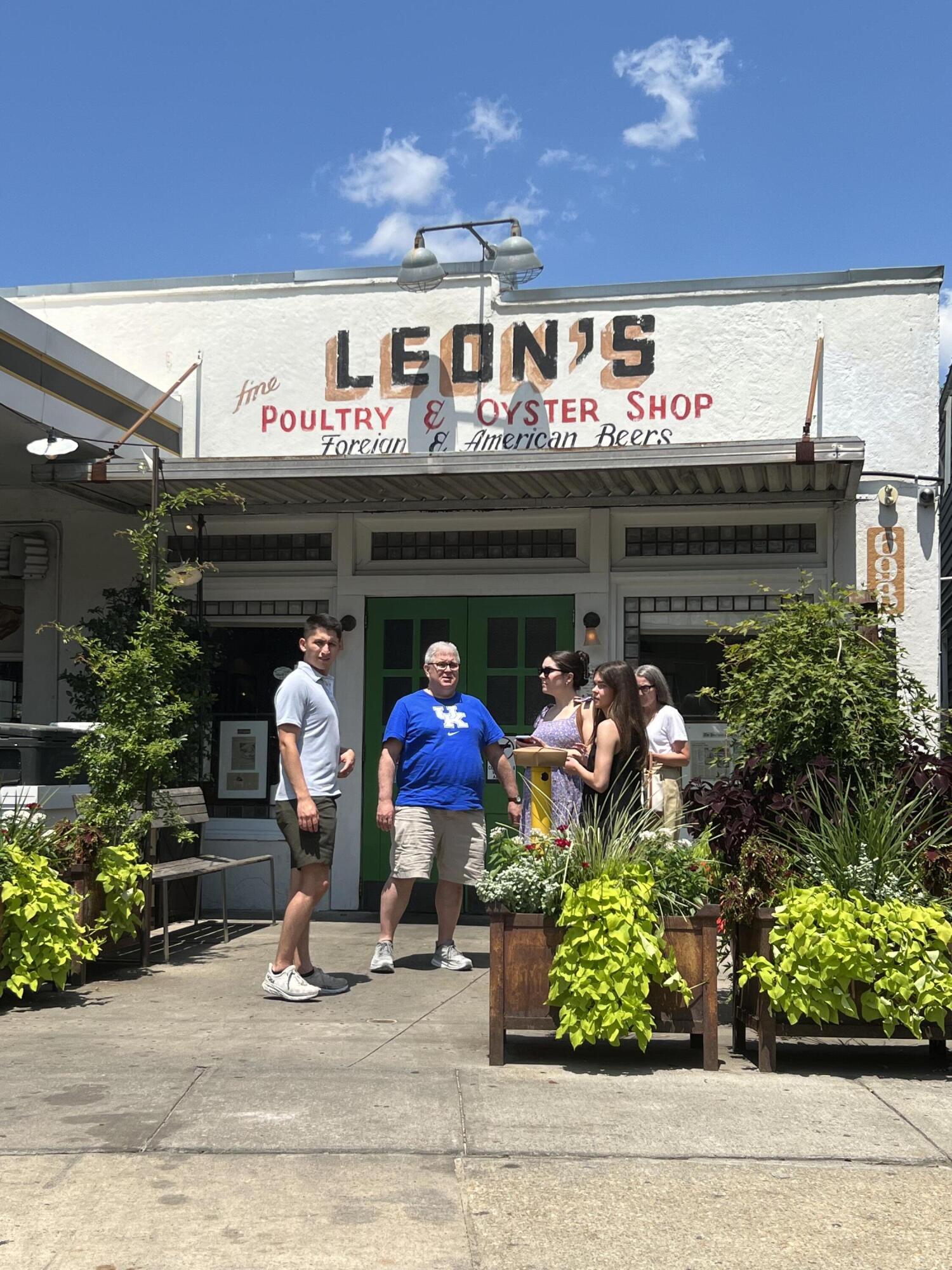 680 King Street Charleston, SC 29403 - Photo 19 of 34 IMG_2180