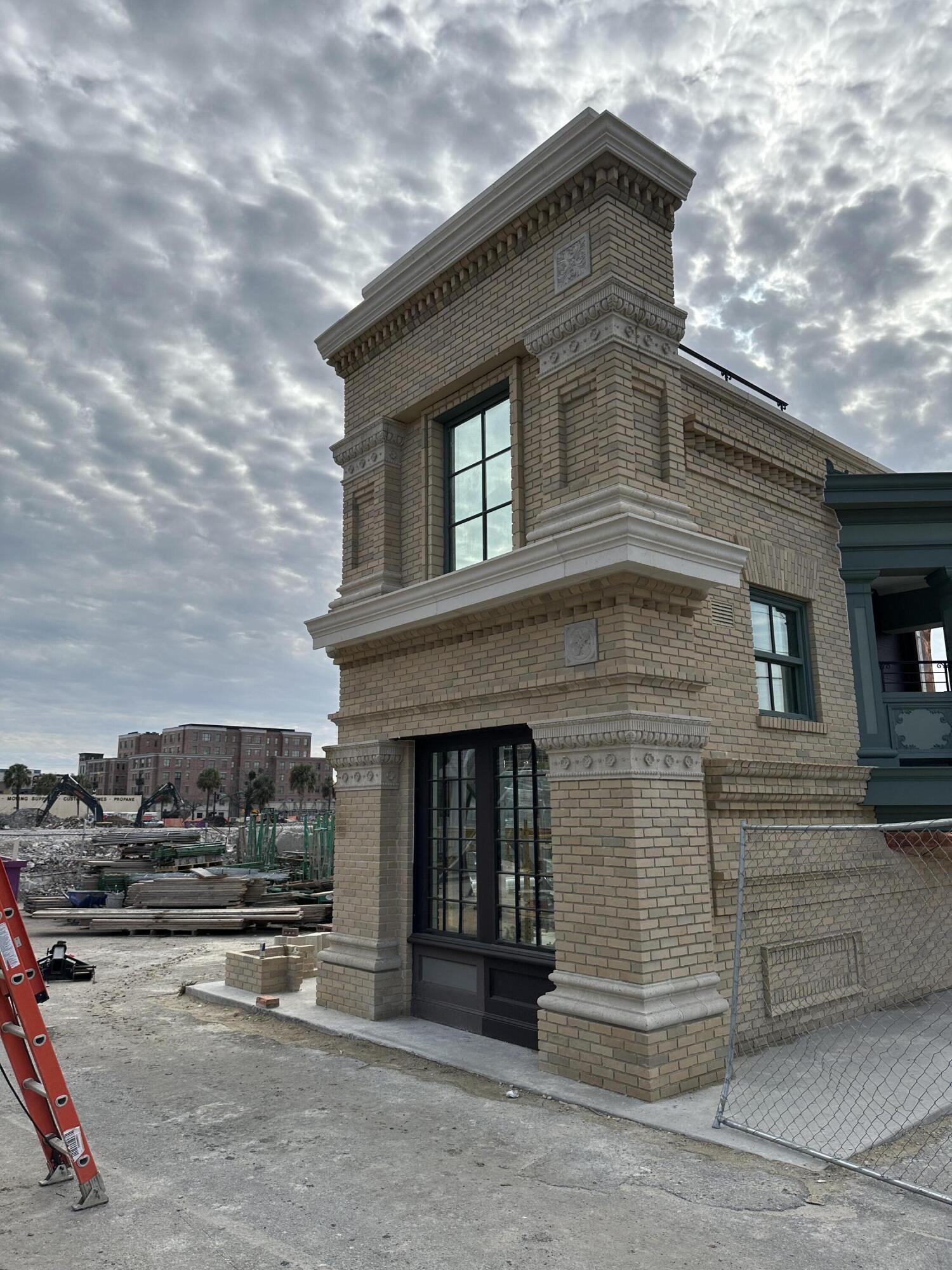 680 King Street Charleston, SC 29403 - Photo 30 of 34 IMG_9361