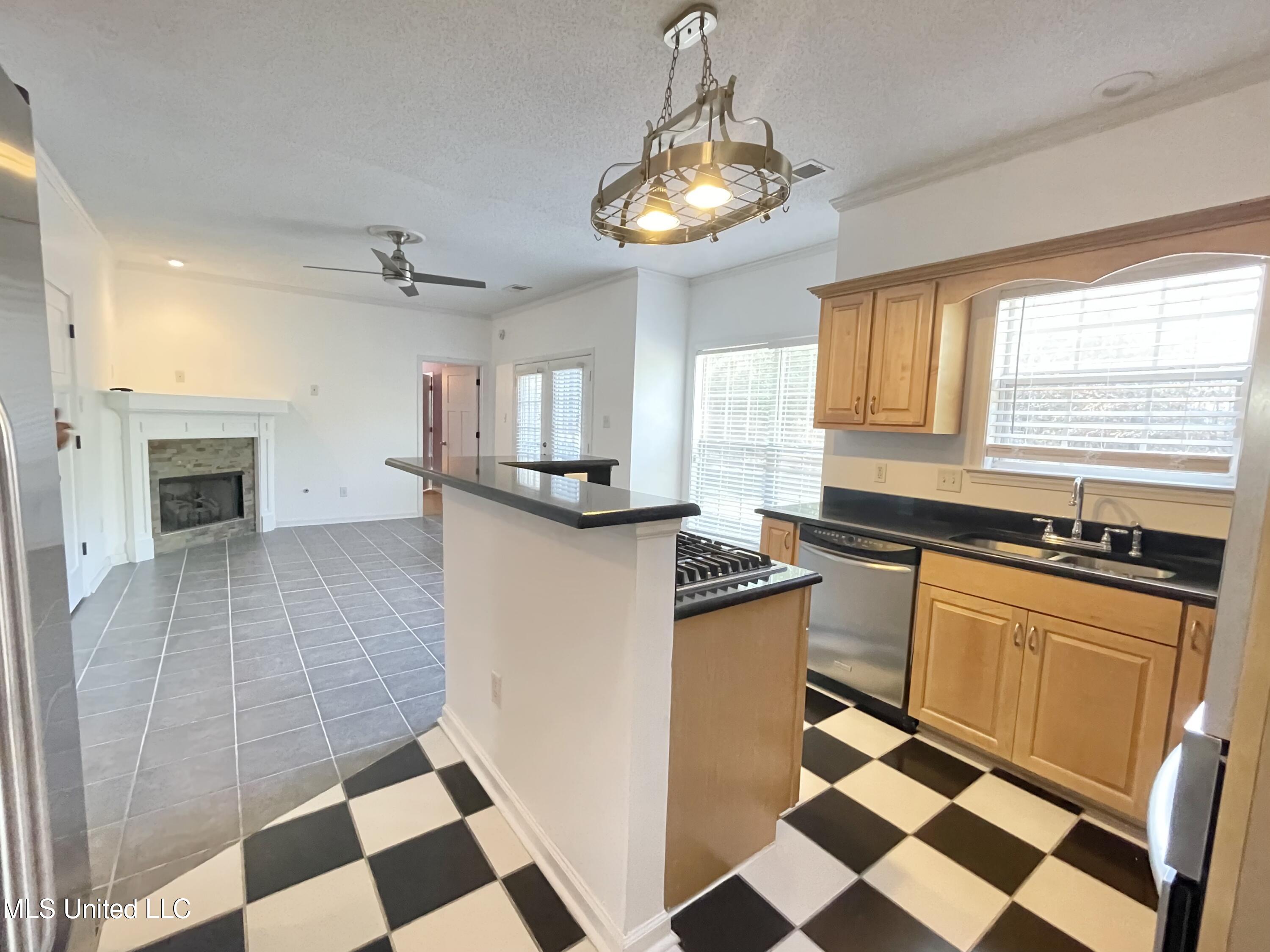 659 North Mullins Road Byhalia, MS 38611 - Photo 10 of 34 EB7296D4-6DFA-4068-AB31-C0D0E9ACE154