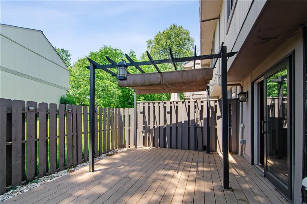 310 Ridge Point Circle Bridgeville, PA 15017 - Photo 23 of 24