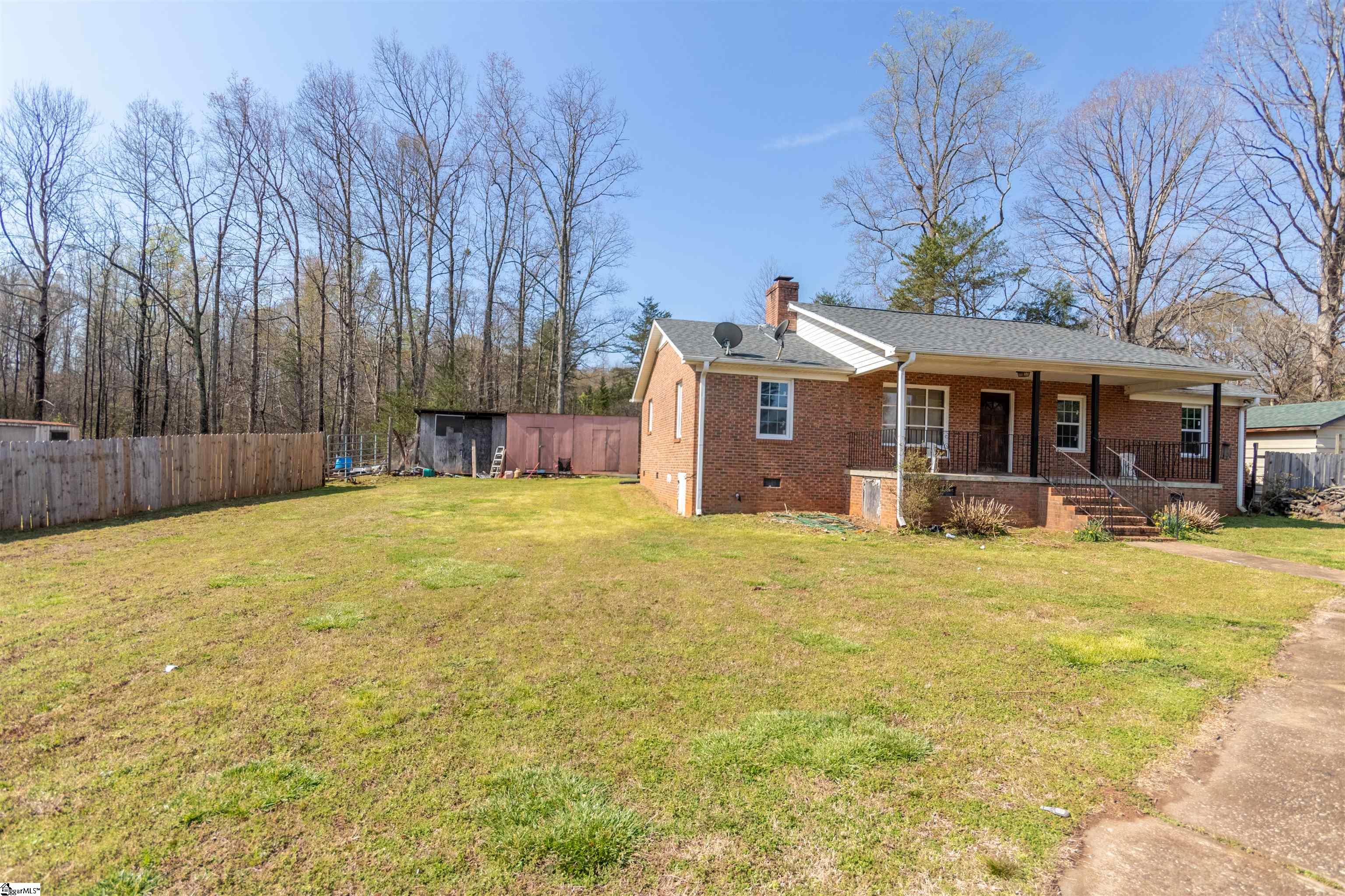 475 Ben Johnson Road Inman, SC 29349 - Photo 3 of 18