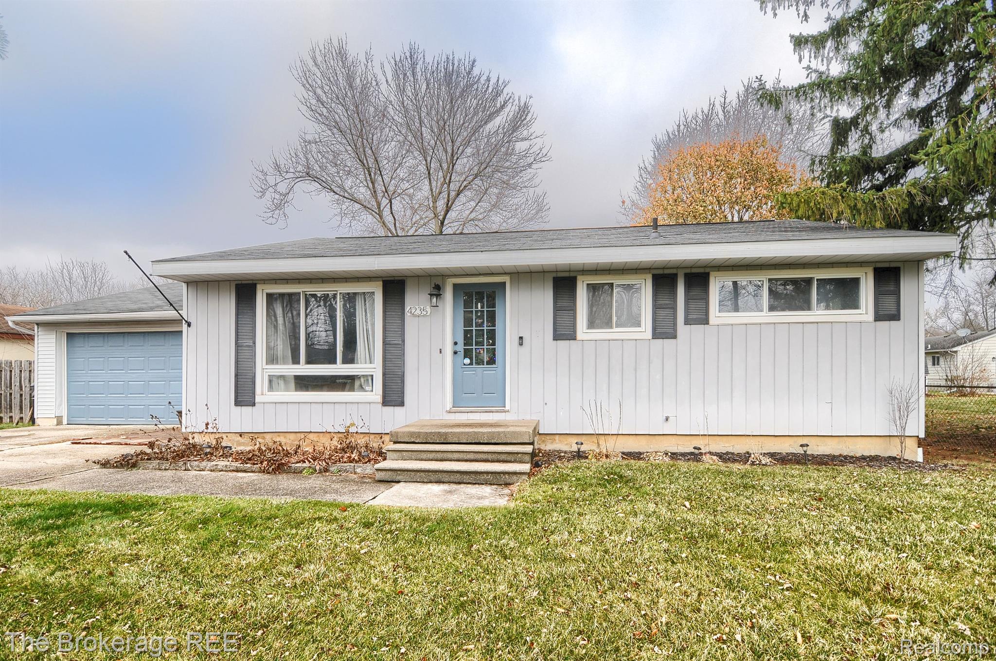 4235 Risedorph Street Burton, MI 48509 - Photo 1 of 38 Gallery Image 1