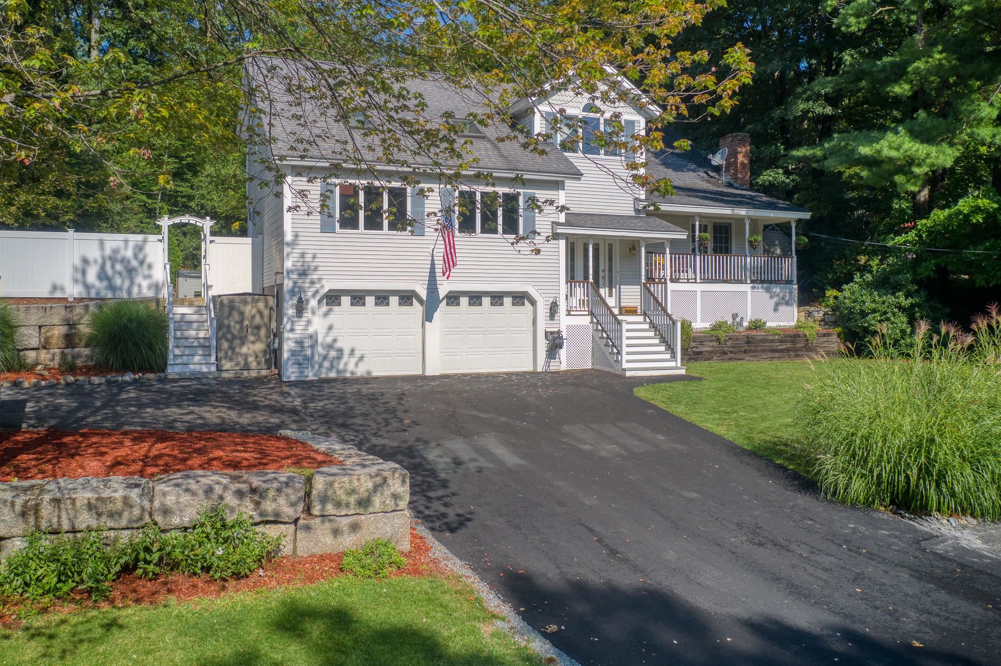51 New Searles Road Nashua, NH 03062 - Photo 1 of 40 Gallery Image 1