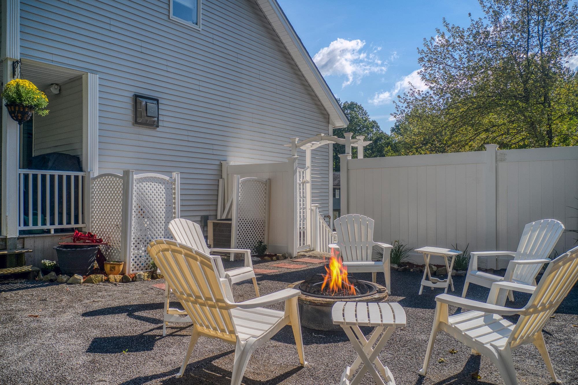 51 New Searles Road Nashua, NH 03062 - Photo 5 of 40 Gallery Image 5