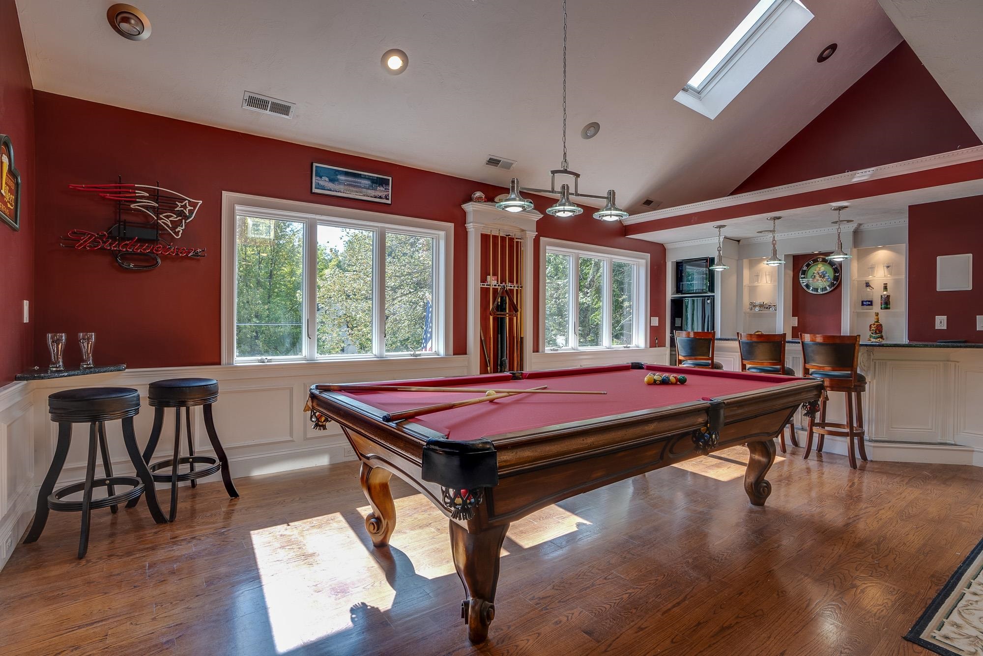 51 New Searles Road Nashua, NH 03062 - Photo 8 of 40 Gallery Image 8