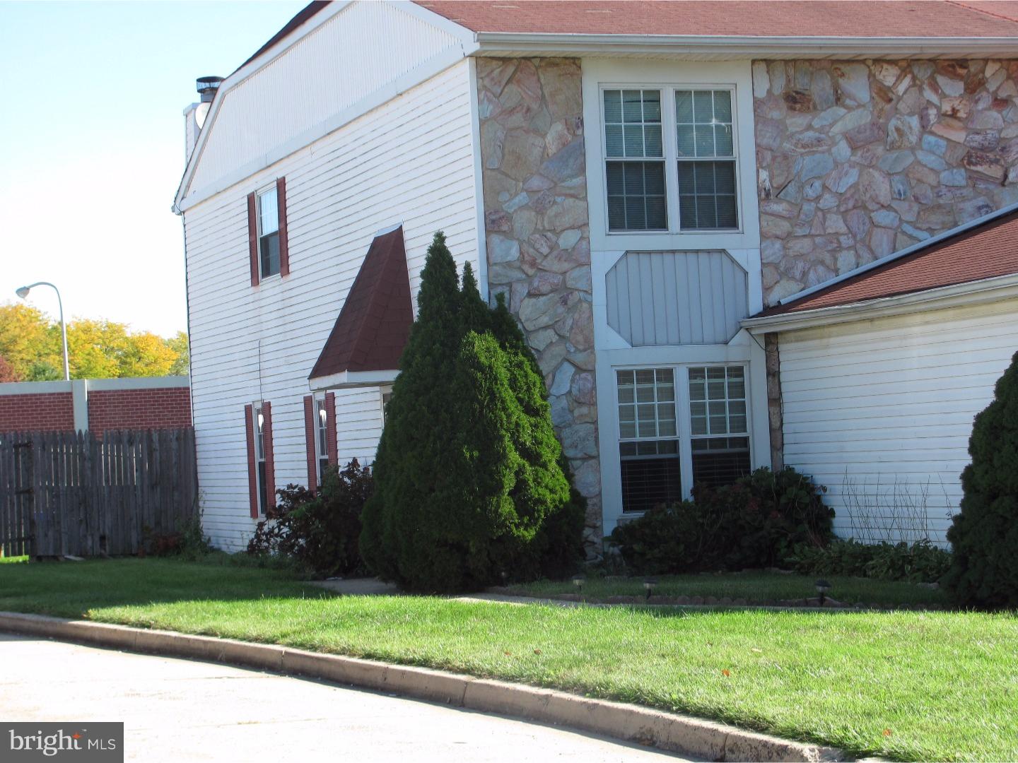 4351 Whiting Road Philadelphia, PA 19154 - Photo 3 of 17 Gallery Image 3