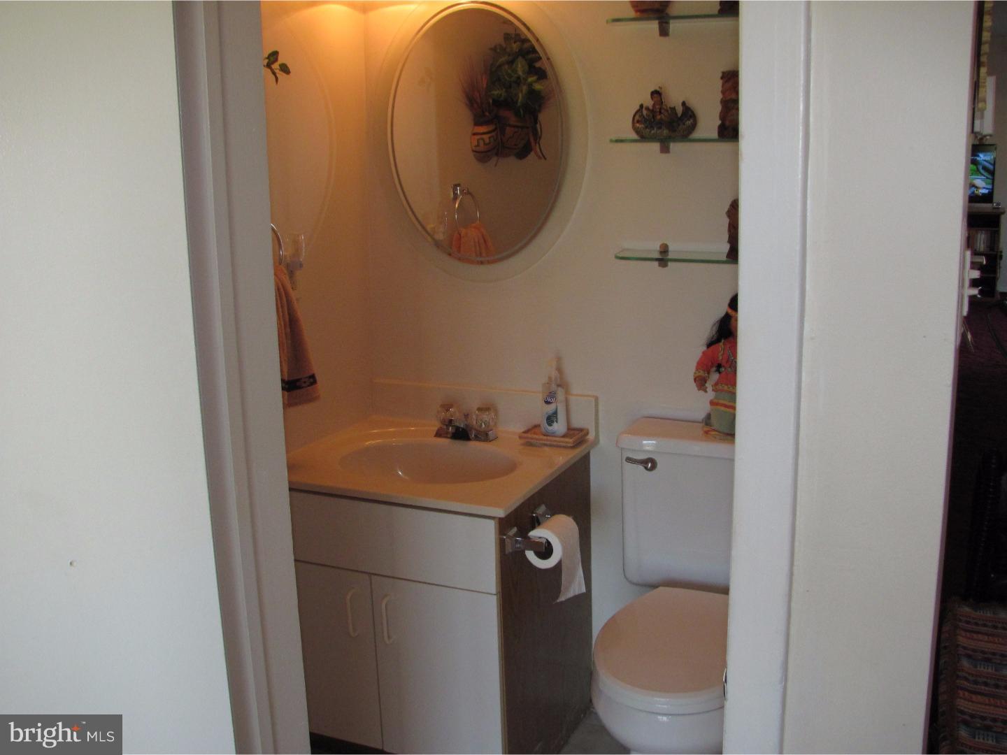 4351 Whiting Road Philadelphia, PA 19154 - Photo 9 of 17 Gallery Image 9