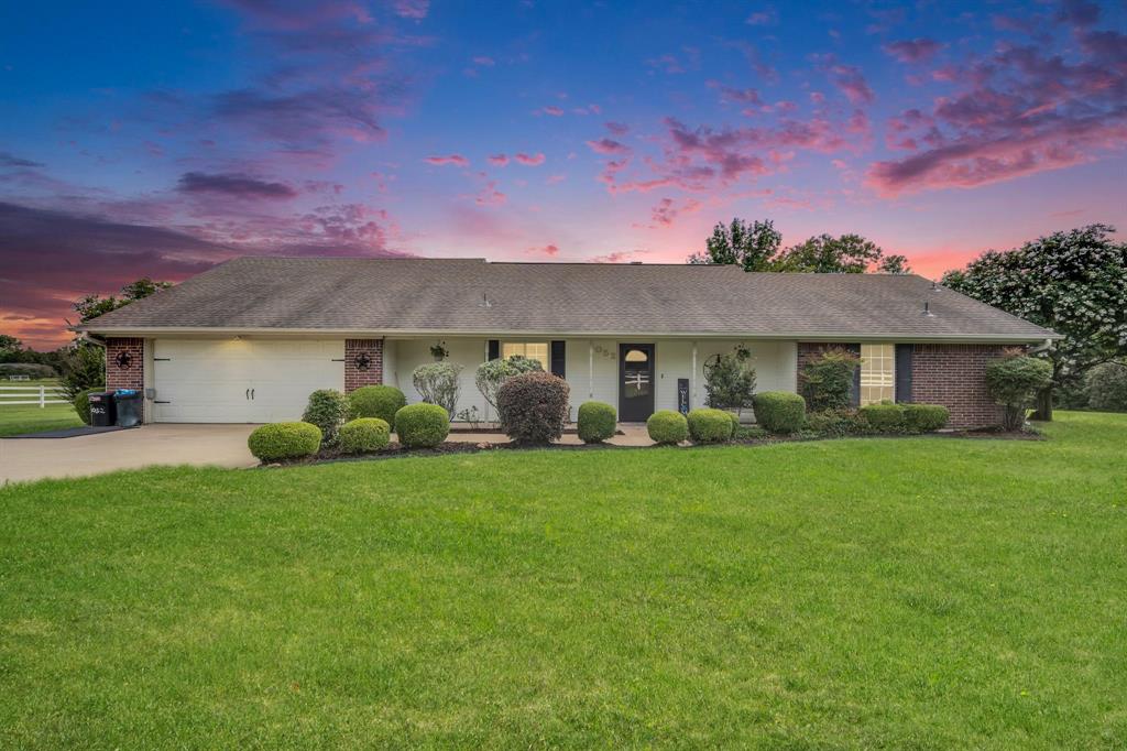 1052 South Lowrance Rd