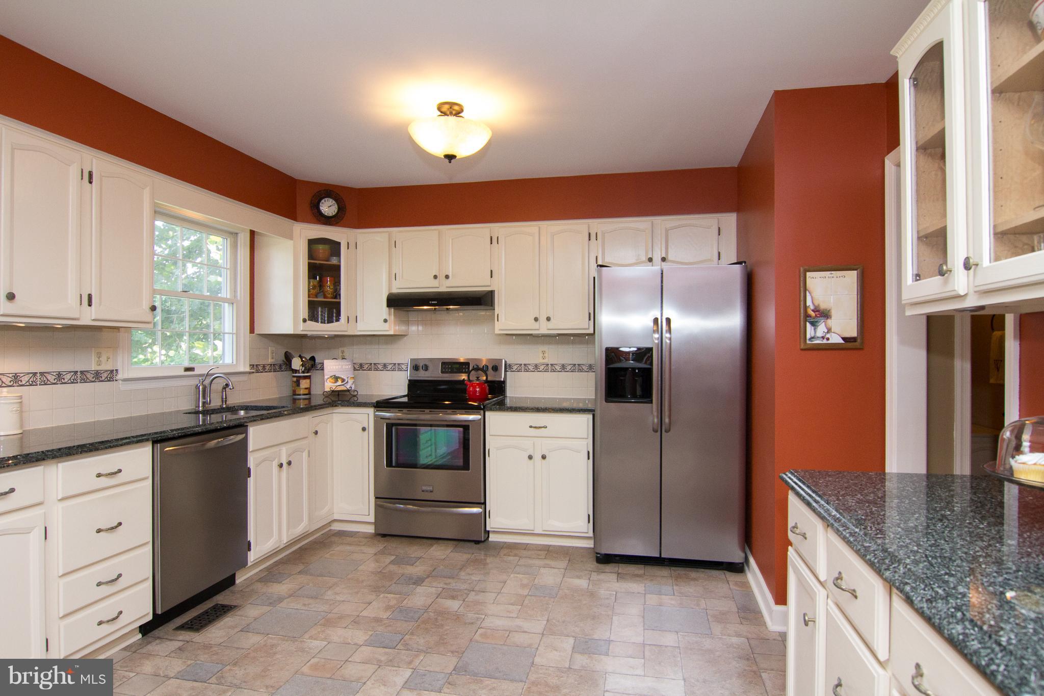 926 Gahle Road Westminster, MD 21157 - Photo 2 of 25 Kitchen w/Stainless & lots of cabinets