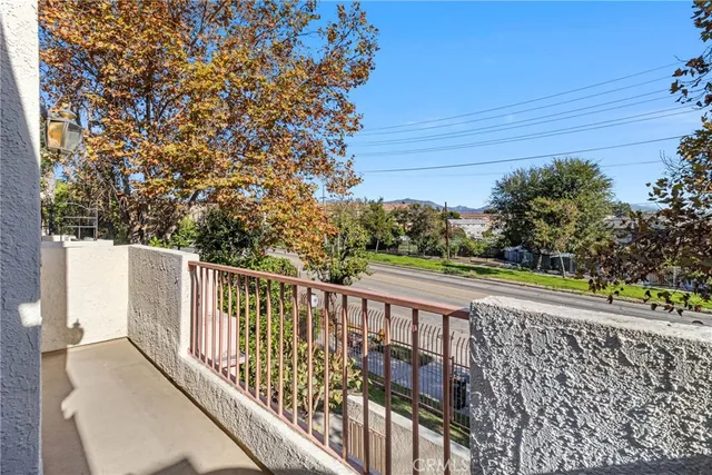 $500,000 | 12411 Osborne Street, Unit 2, Pacoima, CA 91331