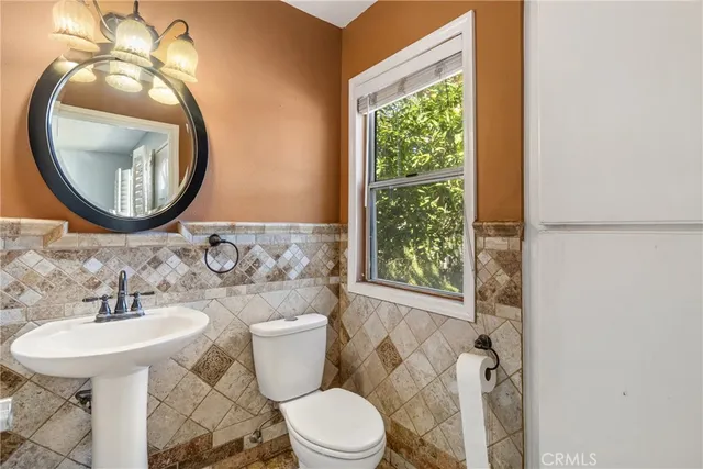 $500,000 | 12411 Osborne Street, Unit 2, Pacoima, CA 91331