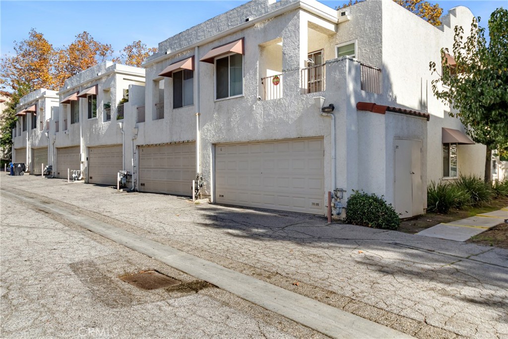 12411 Osborne Street, Unit 2 Pacoima, CA 91331 - Photo 29 of 37 a view of a white building