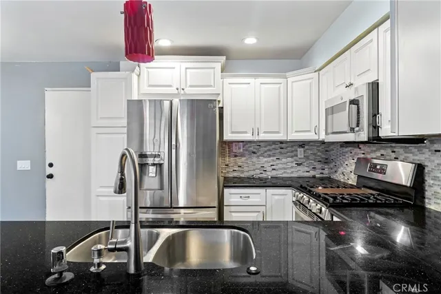 $500,000 | 12411 Osborne Street, Unit 2, Pacoima, CA 91331