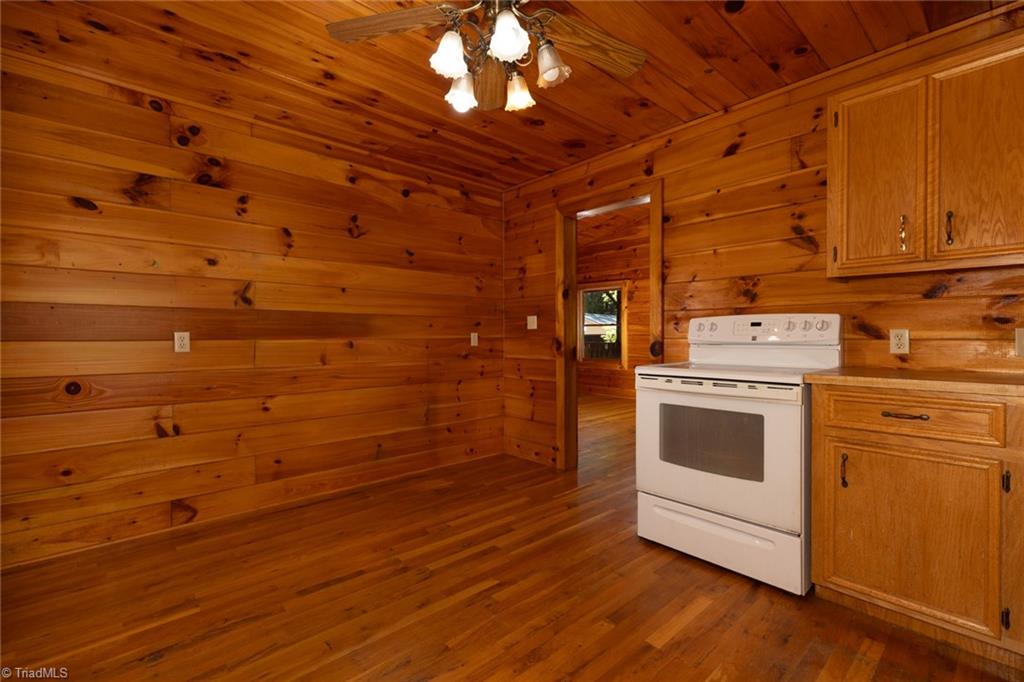 615 Phillips Gap Road Purlear, NC 28665 - Photo 24 of 50