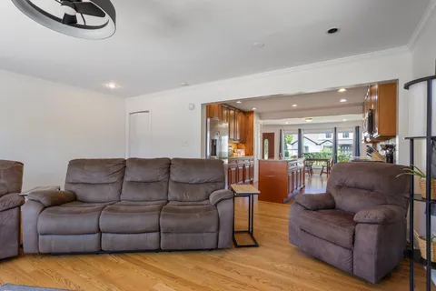 $495,000 | 8219 West Summerdale Avenue, Chicago, IL 60656