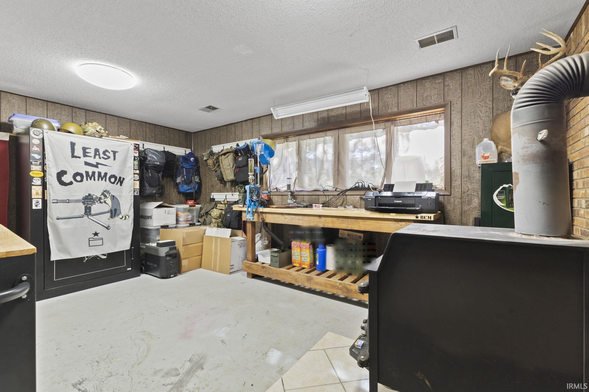 186 Goosetown Road Bedford, IN 47421 - Photo 17 of 36 Gallery Image 17