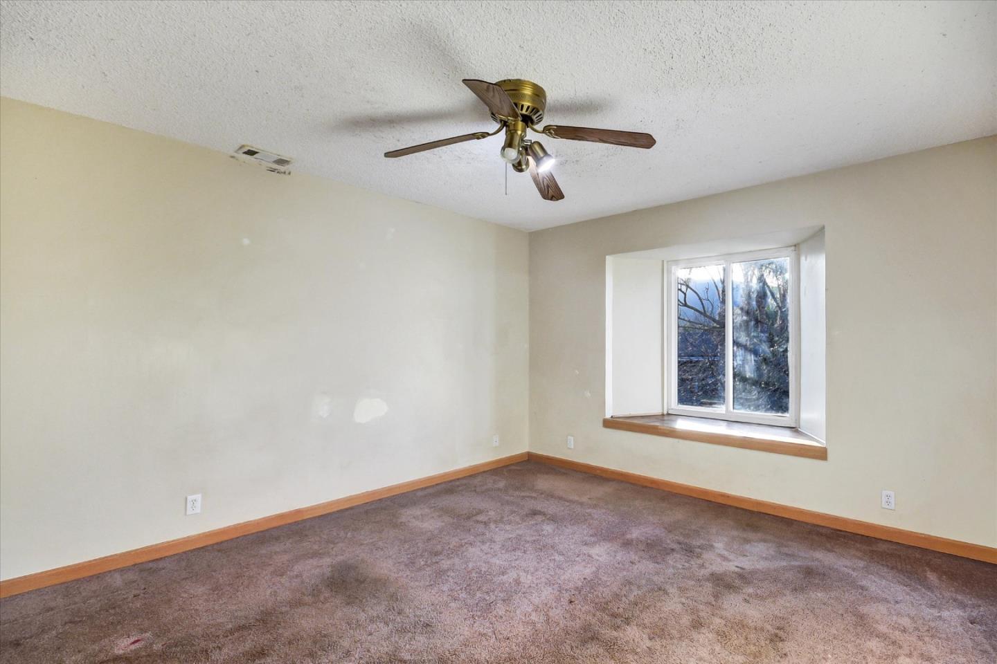 6595 Princevalle Street Gilroy, CA 95020 - Photo 15 of 31