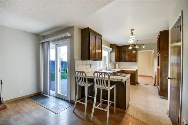 $829,950 | 6595 Princevalle Street, Gilroy, CA 95020