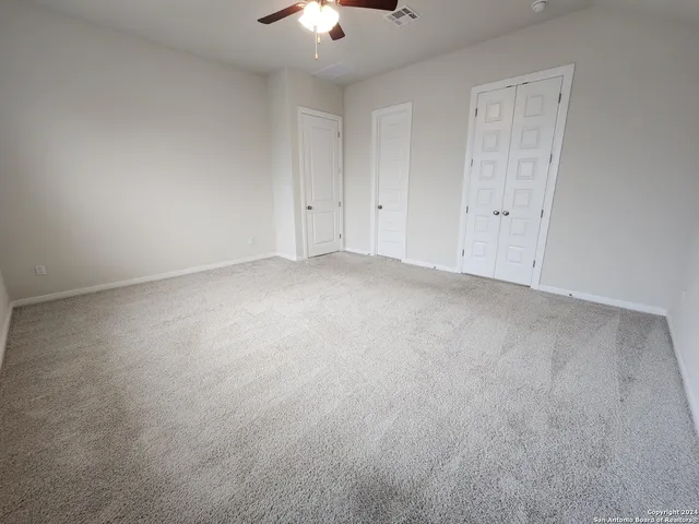 $2,595 | 2209 Hoja Avenue, New Braunfels, TX 78132