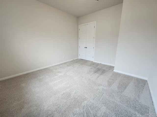 $2,595 | 2209 Hoja Avenue, New Braunfels, TX 78132