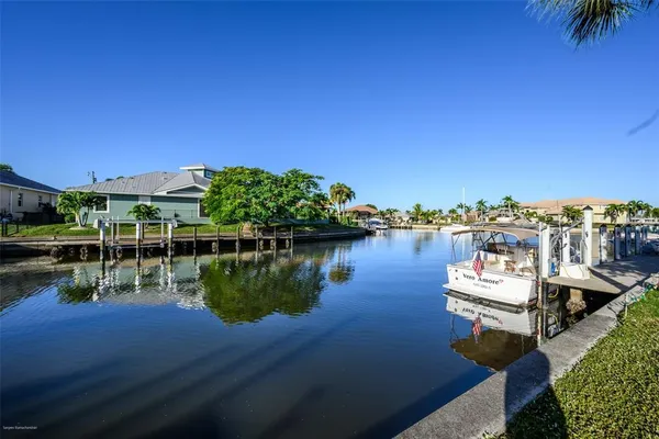 $3,995 | 149 Crescent Drive, Punta Gorda, FL 33950