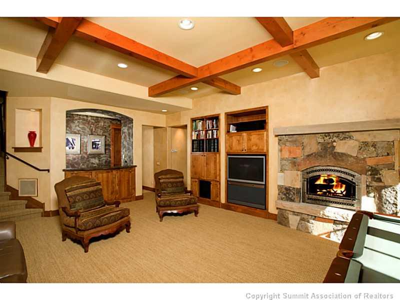 2087 Tiger Road Breckenridge, CO 80424 - Photo 12 of 17 Gallery Image 12