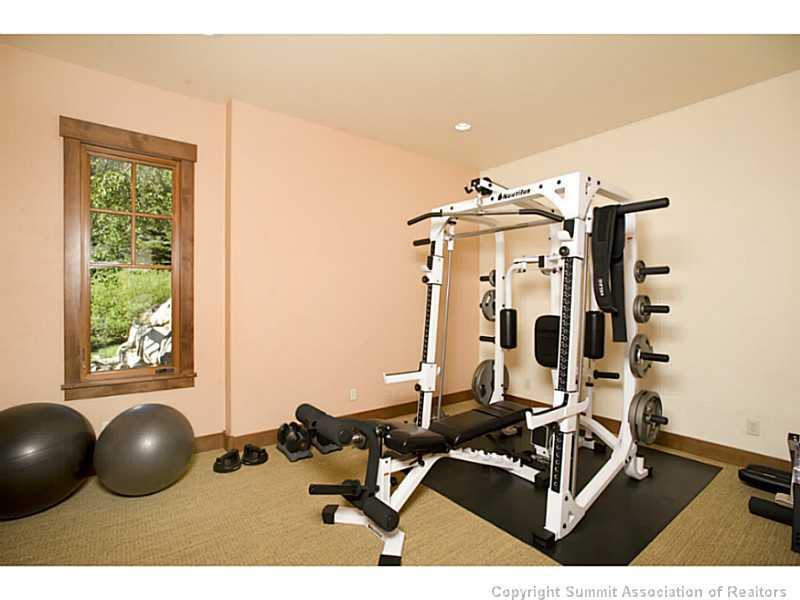 2087 Tiger Road Breckenridge, CO 80424 - Photo 13 of 17 Gallery Image 13