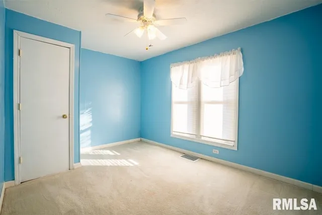 $99,999 | 512 North 16th Street, Herrin, IL 62948