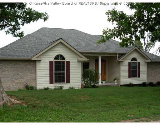 12 Sycamore Drive Ripley, WV 25271 - Photo 1 of 8 Exterior Front.