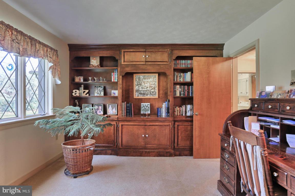 82 Sego Sago Road Manheim, PA 17545 - Photo 8 of 41 Gallery Image 8