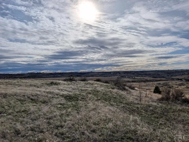 $139,900 | 4505 Snake River Mesa Road, Buhl, ID 83316