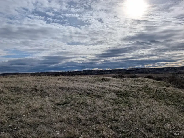$139,900 | 4505 Snake River Mesa Road, Buhl, ID 83316