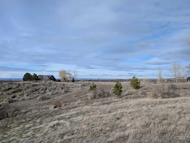 $139,900 | 4505 Snake River Mesa Road, Buhl, ID 83316